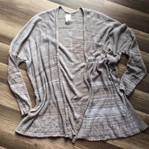 Pico vela brown cardigan hem detail. OS medium